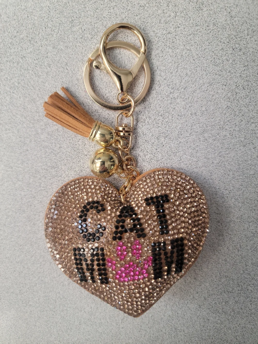 Crystal Heart Cat Mom Keychain with Pink Paw Accent - Elegant Gold Tone